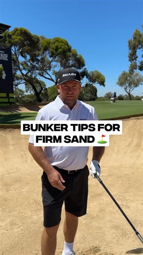 These bunkers are pure at The Grange Golf Club @graeme_mcdowell breaks down how to play ‘em 👀 | Smash GC