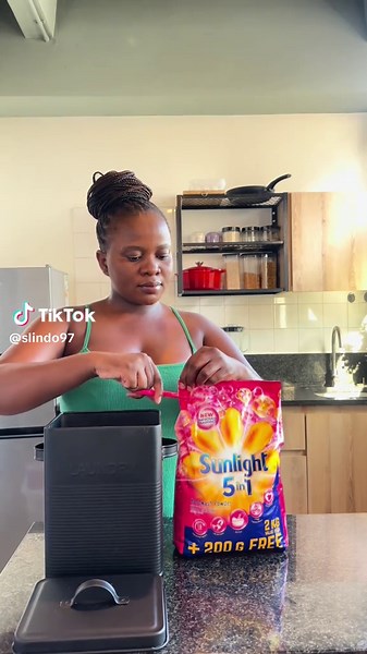 Experience Freshness with Sunlight 5in1 Washing Powder