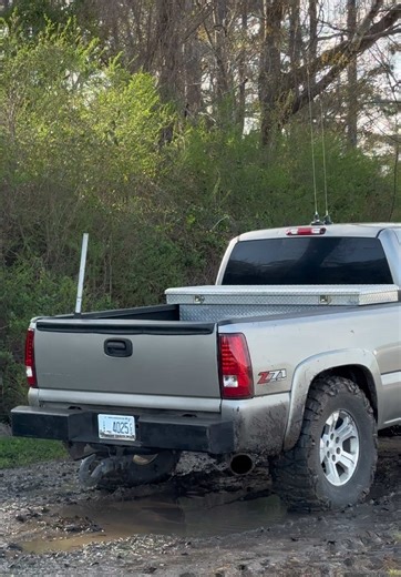 Exploring the GMT800 with Kenny Chesney