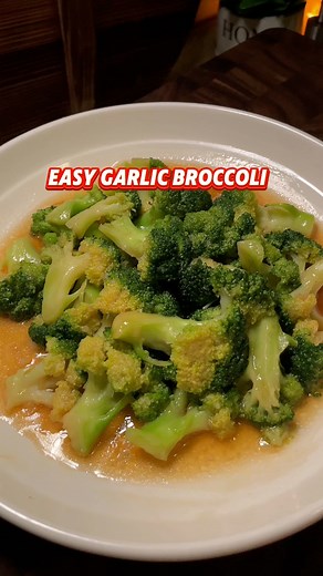 71K views · 406 reactions | Easy Garlic Broccoli #chinesecuisine #broccoli #veggies #chinesefood #easyrecipe #simplerecipe #lowcarb | chinesefood0805 | Facebook