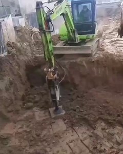 23K views · 88 reactions | Simple plate mini compactor application. #civilengineering #theconstructor #construction #civil #engineering #civilengineeringworld #civilengineer #engineer #engineers #building #civilconstruction #constructionlife #engineeringlife #constructionworker | The Constructor - Civil Engineering Home | Facebook