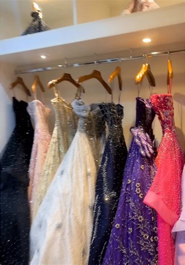 Escolhendo o vestido perfeito para minha festa de 15 anos