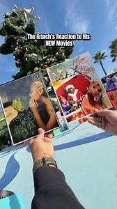 The Grinch was SHOCKED! 💚 #thegrinch #grinch #universalstudios