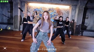 盘点韩国性感女星热舞合集，极品身材让人羡慕，场面激情四射。