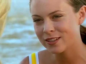 Hot Freediver Girl drowning underwater