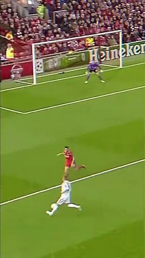 I see the crystal raindrops fall