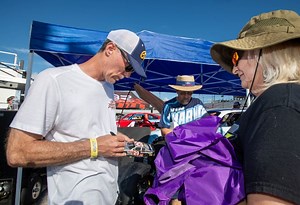 NASCAR Veteran Kevin Harvick Uncovers the Mystery Behind Denny Hamlin's Bizarre Pit Road Incident