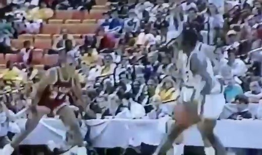 🏀Marion Giants “REWIND”…Marion Giants Jay Edwards & Lyndon Jones are named 1987 Co-Mr. Basketball for the state of Indiana (1987) #GFND #MarionGiants #basketball (Video provided by WRTV-6) | Marion Giants Sports