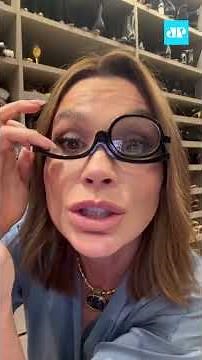 Actress Flávia Alessandra goes viral after showing off her unique glasses #shorts
