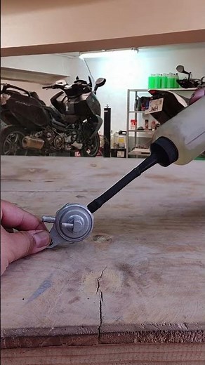 123 HOW A GAS KEY WORKS... #shorts