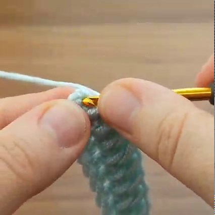 272K views · 7.2K reactions | Bu videoda tığ işi çok pratik bir bebek battaniyesi örneği yapımını izleyebilirsiniz. | Knitting & Crochet World | Facebook