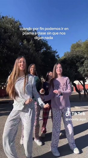 Día 1 de la Semana de Carnaval: Clase en Pijama