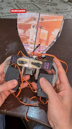 Projeto Robô com Arduino e Servos motores #transformers #transformerstoys #arduino #arduinoproject