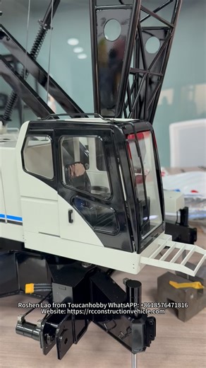 The CUT tracked version is testing!🤯 It’s packed with amazing details and a powerful body — I’m already counting down to the final version!🤩🤩#modeling #modellife #scalemodel #rchobby #model #RCAddicts #rc #toucan #crane #machine #rcmodel #hydraulic | Toucanhobby