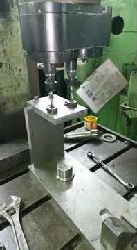 S39 See how a multi-spindle drilling machine works. #machine #vews #drillingmachines