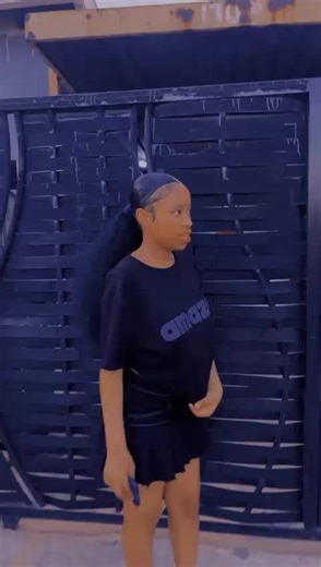 Refilwe_smith (@refilwe_smith)’s videos with Ujesu - Sjava