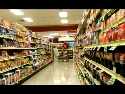 Piggly Wiggly 2 minute shopping spree part 1 of 2