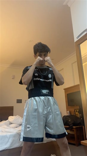 And his is Shan Scenaaaa 😂⚡️