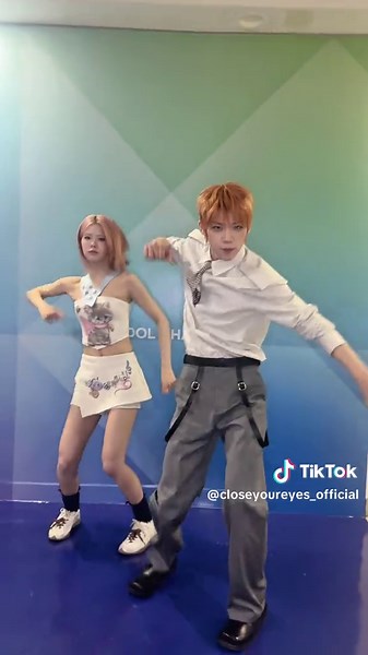 #ifeye #RAHEE 님과 1,2,3 POSE💥 #CLOSEYOUREYES #클로즈유어아이즈 #POSE @ifeye_official