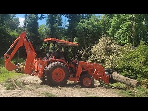 KUBOTA L4701 WITH THE GRAPPLE