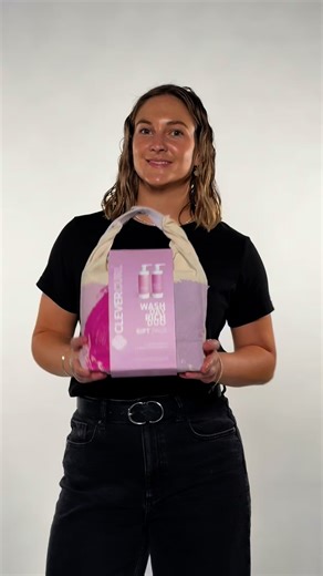 Our bestselling Clever Curl Christmas gift packs are back!🎄 Each pack includes your fave curl combos and a free travel bag to keep your curls flawless wherever you go. Perfect gift for a loved one—or a treat for yourself.🎅🏻 Limited time only - Shop now! | Clever Curl