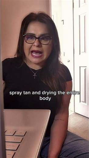 Drying Client During Spray Tan