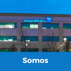 Con más de 28 centros médicos y 26 clínicas dentales, en 7 regiones de Chile, queremos invitarte a ser parte de la principal red de centros de atención ambulatoria en el país 🇨🇱. Encuéntranos en Santiago, Copiapó, La Serena, Viña del Mar, Rancagua, Talca y Concepción. Si necesitas agendar una hora 📅 o tener una VideoConsulta 📱💻ingresa a www.integramedica.cl Somos Integramédica #Integramedica #CentrosMédicos #chile | IntegraMédica