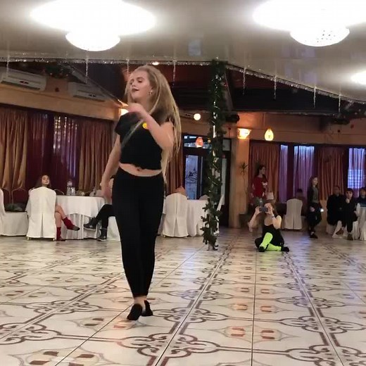 The brilliant indian Belly dancerMesmerizing Dancer - A true master of belly dance, this captivating artist effortlessly embraces the elegance of Arabic dance and the mesmerizing Shakira-style moves. Their performances transport you to a world of enchantment, where rhythmic shimmy, enticing belly rolls, and magnetic belly flutters become an ethereal dance of beauty and grace. From musically belly dance videos to captivating belly dance TikTok content, their passion shines through, inspiring both