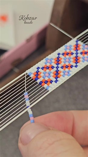 Beadwork for Beginners: One Row on the Loom… and You’re Addicted. Beading for beginners. 💛 Follow for bead patterns, tutorials and inspiration! #beading #beadwork #pattern #handmade #loombeading