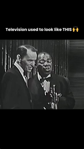 Frank Sinatra & Louis Armstrong sing “Birth of the Blues” live on 'The Edsel Show,' 1957. 🎶📺 🎥: CBS | Louis Armstrong
