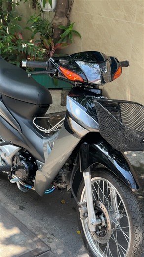 Wave S Đen dọn sơn xi sạch sẽ - Xe biển thành phố, máy êm, đề đầy đủ