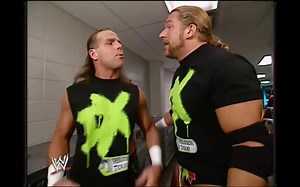 【名场面】HBK\"爆笑\"袭击后台工作人员