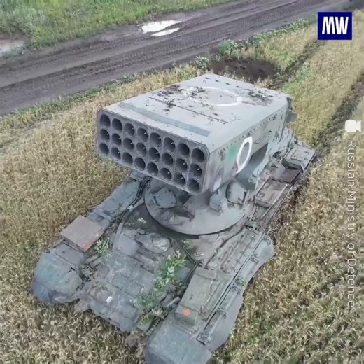 Watch the Russian TOS-1 heavy flamethrower system in action