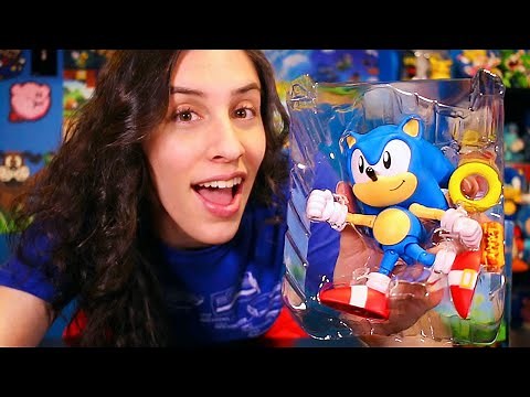 Ultimate Sonic the Hedgehog 2020 Unboxing! Classic Sonic Figure, Sonic Movie Mask, Merch | JustJesss