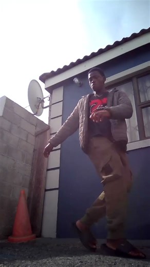 Emtee (DIY) "Dance Video"