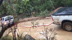 Steve Lollback show's us an example of useing his Factor 55 Recovery rope to perform a recovery. With these ropes an air damper is a pointless exercise as they don't have enough mass to slow the rope if it were to break. Also without any added weight they do nothing to control a failure. If you would like to get your hands on a Recovery rope use the Code "MadMatt" and you'll get a discount. https://bit.ly/2B2eQTc | MadMatt 4wd