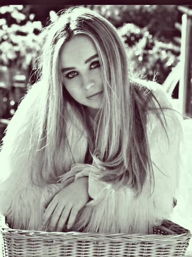 Reflections on Sabrina Carpenter's Evolution Era
