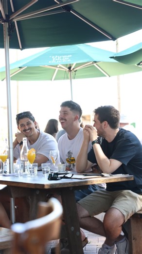 Our Byron Bay staff incentive trip was an incredible two days of bonding, celebrating, and getting to know each other better. Staff from across our venues can earn a spot on the trip based on their Stone & Wood sales during September, and consistent work ethic. Many participants from these trips go on to progress within the group—it’s an amazing opportunity for growth, team bonding, collaboration, and, most importantly, having fun, letting loose, and celebrating. Memories made on these trips are