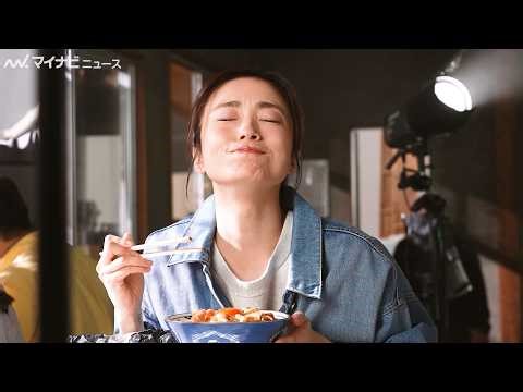 上戸彩、食べっぷりが見事！ 「丸亀製麺」新CM＆メイキング映像公開