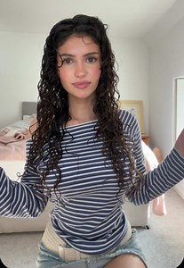 Diffusing Wavy Hair in Sections: A New Method