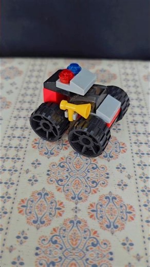 LEGO Police truck 🚨 More Lego videos and unboxings👇 @DAYBRICKS