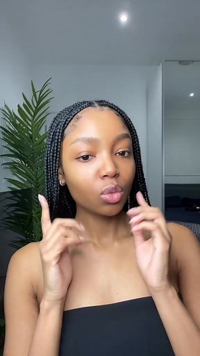 Bobbi Brown’s vitamin enriched face base is so worth the hype Brown GIFTED #BeginWithSkin | Florenceoginni | Facebook