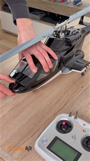 𝗧𝗲𝗰𝗵𝗻𝗼𝗹𝗼𝗴𝘆 | 𝗜𝗻𝗻𝗼𝘃𝗮𝘁𝗶𝗼𝗻| 𝗚𝗮𝗱𝗴𝗲𝘁𝘀 on Instagram: "This is Airwolf 450- class RC Helicopter #helicopter #coolgadgets"