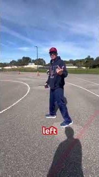 Teaching new drivers left turns. Learn more at www.DIYdrivingschool.com #drivingschool #drivingtips