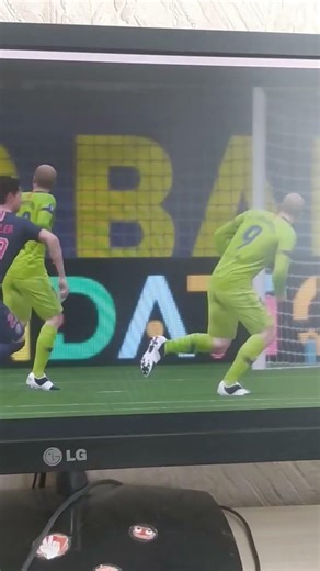 WOOOOW ✨💫🌟🤯🤯 AMAZING HEADER IN FIFA 19/ NAL PLAYING FIFA 19 ⚽♥️💀😍🤩 #phonk #football