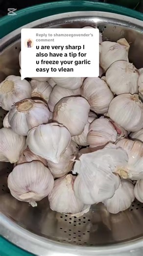 Easiest Way to Clean Garlic and Ginger