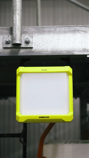 Our MTB site lights work with your existing power tool batteries –...