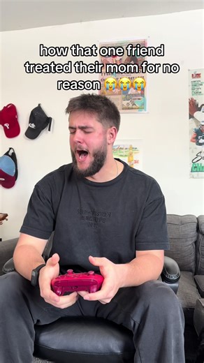 it’s always the NICEST moms too 😭😭😭 #fyp @Devin @frankie welsh @prettycooladen