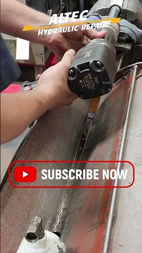 ALTEC Bucket Leveling Cylinder Reseal #hydraulic #viralvideo #shorts