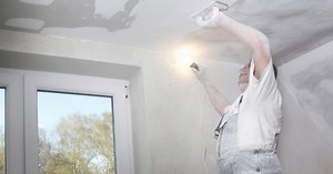 Rénover un plafond : comment s'y prendre
